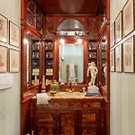 No Other Place - Palazzo Storico *