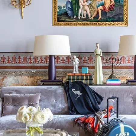 No Other Place - Palazzo Storico Nyaraló *