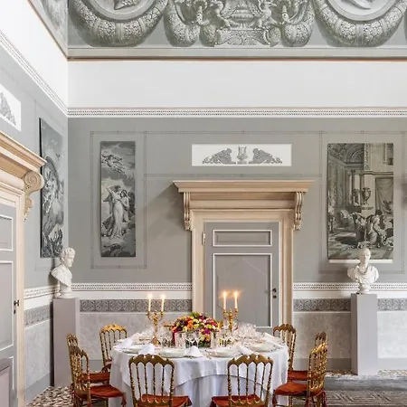 No Other Place - Palazzo Storico בית נופש *