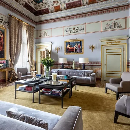 No Other Place - Palazzo Storico בית נופש *