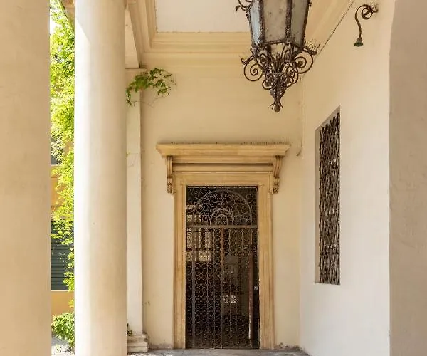 Semesterbostad No Other Place - Palazzo Storico *