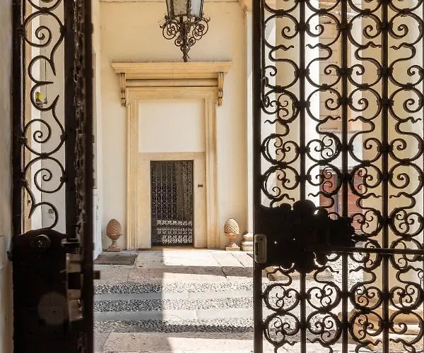 No Other Place - Palazzo Storico Semesterbostad *